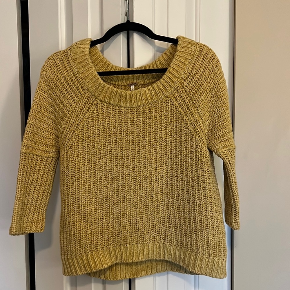 FREE PEOPLE SWEATER